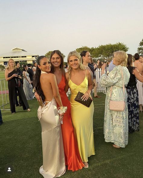 Grad Dresses Australia, Yr 10 Formal Dresses Australia, Formal Dress Australia, Ball Dresses Australia, School Formal Dresses Australia, Year 10 Formal Dresses Australia, School Ball Dresses, Semi Formal Dresses Australia, Prom Pics With Friends