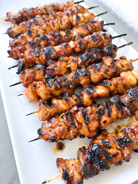 Chicken thighs are used on chicken skewers being being grilled to perfection. They are great for parties and entertaining. Grilled Chicken Thighs Boneless, Chicken Thigh Skewers, Chicken Skewers Marinade, Chicken Skewers Grilled, Skewers On The Grill, Sour Cream Potato Salad, Oven Grilled Chicken, Grilled Pineapple Recipe, Sour Cream Potatoes