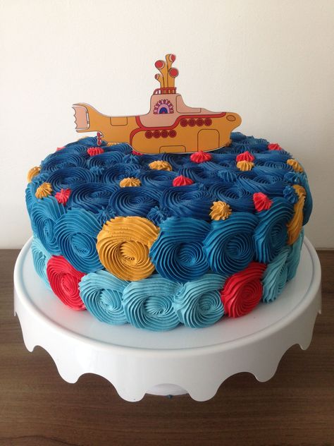 Yellow Submarine Cake Beatles, Yellow Submarine Cupcakes, Yellow Submarine Birthday Party, Yellow Submarine Party, Beatles Cake Ideas, Beatles Cupcakes, Submarine Birthday Party, Yellow Submarine Birthday, Yellow Submarine Cake