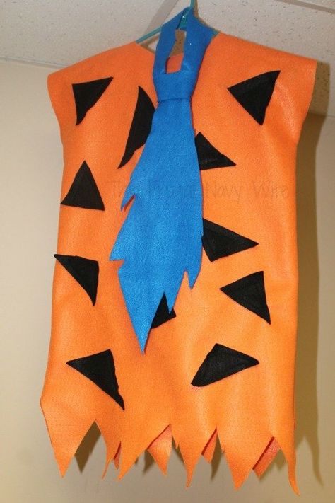 Fred And Wilma Costume, Diy Flintstones Costumes, Wilma Costume, Flintstones Costume, Diy Fantasia, Tie Template, Pictures Of Kids, Dinner Kids, Desk Kids