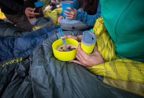 What to Know About Cold Soak Backpacking Meals | MSR Blog Freeze Dried Vegetables, Oatmeal In A Jar, Backpacking Meals, Instant Mashed Potatoes, Peanut Butter Jar, Dried Vegetables, Backpacking Food, Oatmeal Breakfast, Food Picks