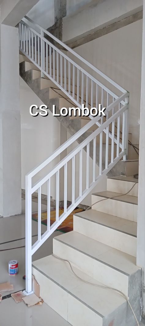 #Railling Tangga Besi #Railling Besi #Pagar minimalis #Bengkel Las Lombok #Bengkel Las Panggilan #Servise Pintu Harmonika Lemari Besi Hollow, Interior Room, Kids Interior Room, Kids Interior, Lombok, Railing, Iphone Wallpaper, Furniture, Quick Saves