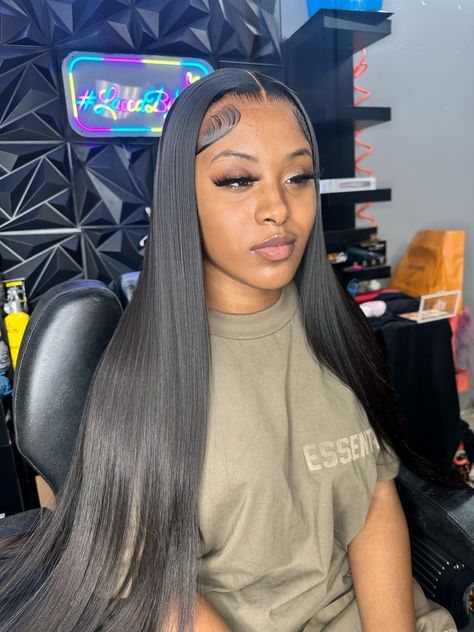 Black Middle Part Wig Straight, Wig No Edges, Baddie Wigs, Black Lace Wig, Black Hair Protective Styles, Middle Part Wig, Frontal Wig Hairstyles, Black Ponytail Hairstyles, Icon Gif