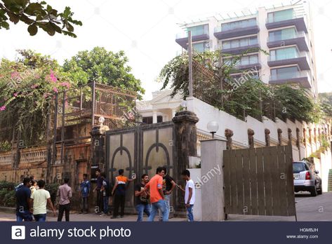 Bollywood super star Shahrukh Khan’s house Mannat situated in Bandra, Mumbai, looks very Victorian and is filled with exquisite furnishings. Stock Photo Mannat Shahrukh Khan House, Mannat House, Bandra Mumbai, Facade Architecture Design, Facade Architecture, Shahrukh Khan, Super Star, Bollywood Stars, Mumbai