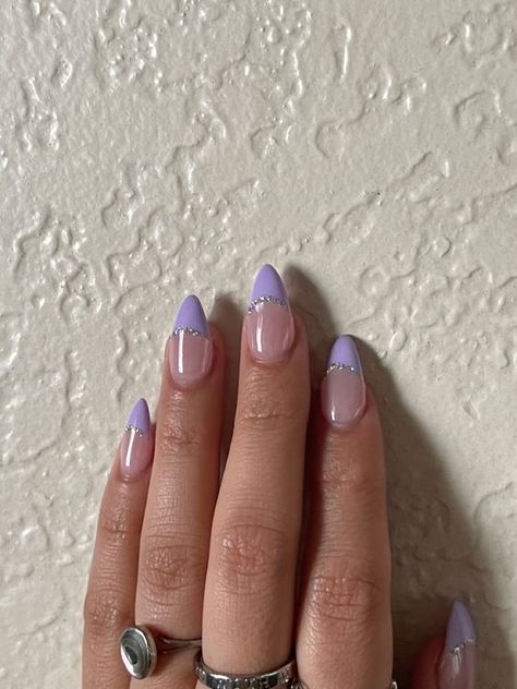 Purple Aesthetic Nails Almond, Almond Nails With Purple Tips, Nail Ideas Almond Shape Purple, Lilac French Nails Almond, Cute Lavender Nails French Tip, Purple Nails Inspo Almond, Lilac Nails Wedding, Purple French Almond Nails, Almond Nails Lilac Purple