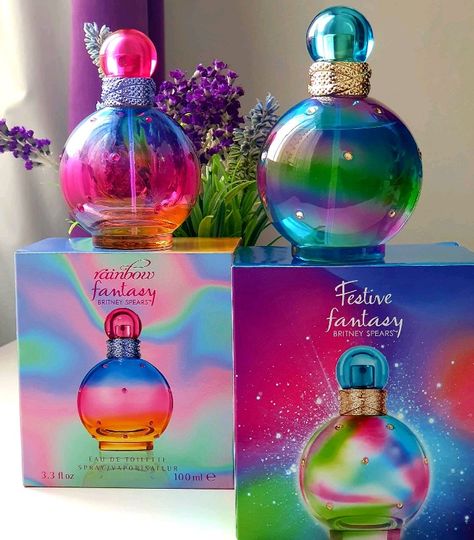 Britney Spears Perfume Collection, Britney Spears Perfume, Coco Chanel Mademoiselle, Perfume Jewelry, Anime Cosplay Makeup, Pretty Perfume Bottles, Fragrances Perfume Woman, Victoria Secret Fragrances, Bath And Body Works Perfume