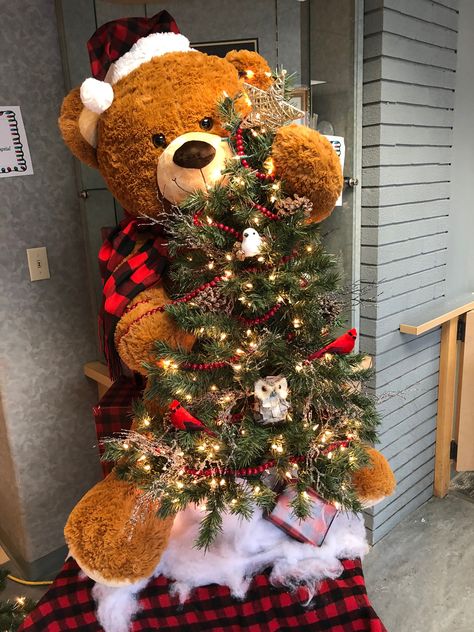 Christmas Teddy Bear Decorations, Teddy Bear Christmas Decorations, Christmas Bear Decorations, Teddy Bear Christmas Tree, Purple Christmas Tree Decorations, Light Brown Teddy Bear, Bear Christmas Tree, Huggable Teddy Bear, Teddy Bear Christmas