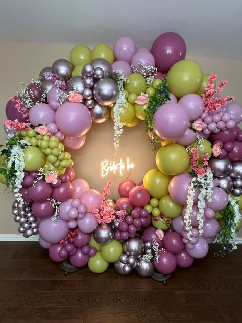 Balloon Arch Design Ideas, Floral Napkin Rings, Balloon Bouquet Diy, Mothers Day Balloons, Birthday Room Decorations, Balloon Garland Diy, Balloon Arrangements, Set Table, Birthday Party Planning