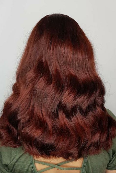 Henna For Hair, Red Hair Color Shades, Henna Hair Dye, Henna Hair Color, Hair Dye Brush, Wine Red Hair, Hair Dyes, Henna Hair, Hair Color Auburn