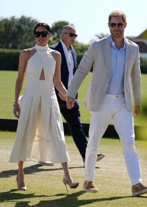 Wimbledon Outfit, Rachel Markle, Meghan Markle Outfits, Meghan And Harry, Duchess Meghan, Princess Meghan, Kate And Meghan, Meghan Markle Style, Trouser Outfit