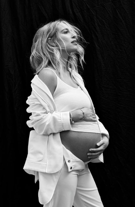 Small Bump Maternity Photos, Pregnate Photoshoot, Phoebe Burgess, Edgy Maternity Shoot, Tiffany Co Bracelets, Editorial Maternity, Home Maternity Photography, Studio Maternity Shoot, Baby Bump Photoshoot