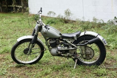 1951 BSA Bantam Scrambler For Sale By Auction Bsa Bantam, Trial Bike, Motor Bikes, Motor Bike, Different Countries, Classic Cars Online, British Design, Over 60, Classic Cars