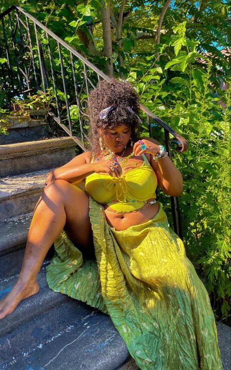 Earthy Boho Outfits Plus Size, Plus Size Earthy Aesthetic, Afro Boho Chic Outfits, Bohemian Outfits Black Women Plus Size, Spiritual Outfits Black Women Plus Size, Black Femininity Aesthetic Bohemian, Earthy Boho Outfits Black Women Plus Size, Spiritual Girl Aesthetic Black Women, Plus Size Fairy Outfits