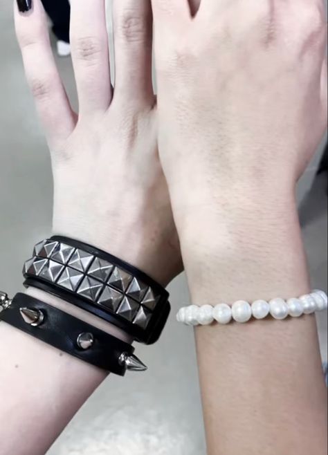 Spike Bracelet Aesthetic, Goth And Coquette Friends, Coquette Gf And Emo Bf, Emo Love Aesthetic, Emo Bf And Pink Gf, Opposites Aesthetic, Spikes Aesthetic, Online Friends Aesthetic, Opposites Attract Aesthetic