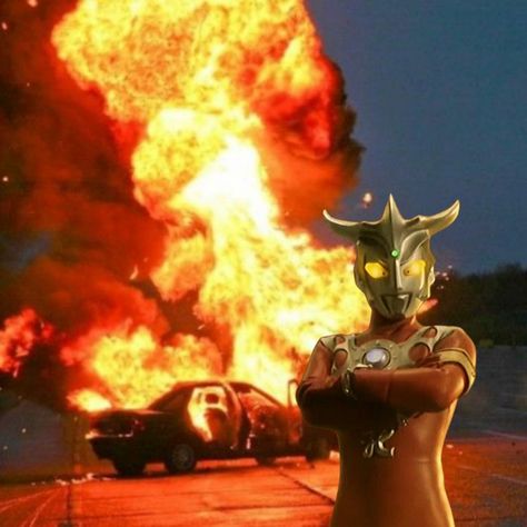 Burning House Bg Meme, Fire Car Background, Burning Car Background, Cursed Background, Fire Background Pfp, Burning Car, Burning House, Car Backgrounds, Funny Short Clips