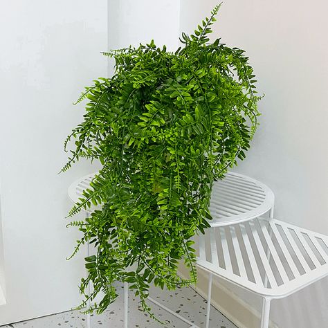 Plant Wall Display, Faux Plant Wall, Fake House Plants, Hanging Ferns, Fake Hanging Plants, Plastic Grass, Artificial Hanging Plants, Greenery Decor, Hanging Vines