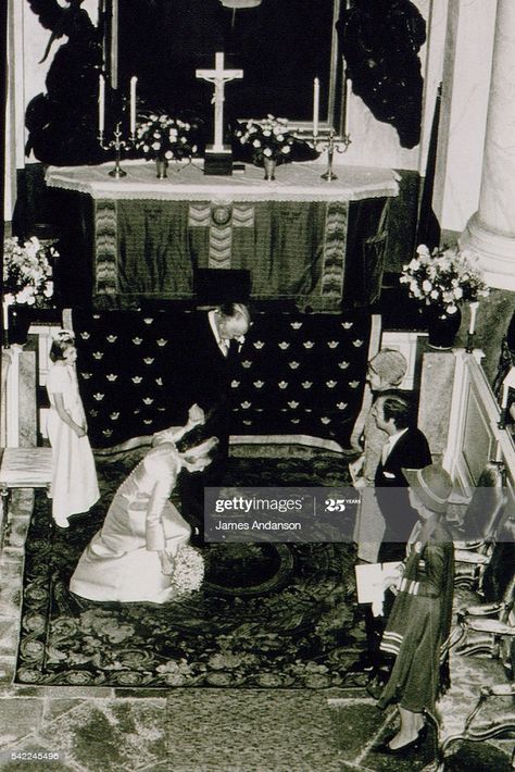 WEDDING OF PRINCE BERTIL OF SWEDEN (Photo by James Andanson/Sygma via Getty Images) Prince Julian Of Sweden, Prince Bertil Of Sweden, Princess Augusta Of Saxe-gotha, King Carl Gustav Of Sweden, Drottningholm Palace, Swedish Royalty, Swedish Royals, Royal Weddings, Still Image