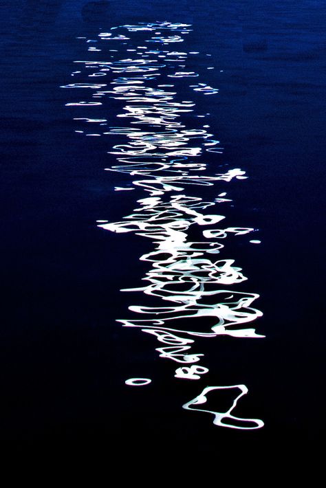 Moonshine | Moon reflection from Atascadero Lake. Taken duri… | Flickr Reflection Art, Water Patterns, Linocut Art, Water Reflections, Water Art, Water Painting, Linocut, 그림 그리기, Painting Inspiration