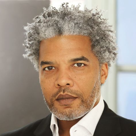 Grey Hair Black Man, Afro Haircuts, Hair Sponge, Grey Hair Wig, Older Mens Hairstyles, Black Men Haircut, Black Hair Cuts, Old Man Fashion, Silver Haired Beauties