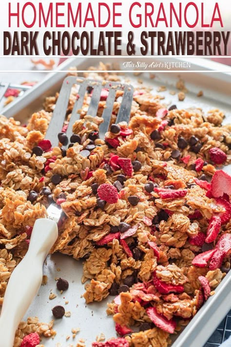 Homemade granola is the perfect crunchy addition to breakfast foods like Greek yogurt, to eating it like cereal, or even grabbing a handful as a snack! This homemade granola is extra special. The addition of freeze-dried strawberries and dark chocolate chips really sets it apart. Learn how easy it is to make this dark chocolate strawberry homemade granola. Uses For Freeze Dried Strawberries, Freeze Dried Strawberry Granola Bars, Freeze Dried Strawberries Recipe, Dried Strawberry Recipes, Freeze Dried Strawberry Recipes, Strawberry Granola Bars, Breakfast For Dinner Recipes, Strawberry Granola, The Best Pancakes