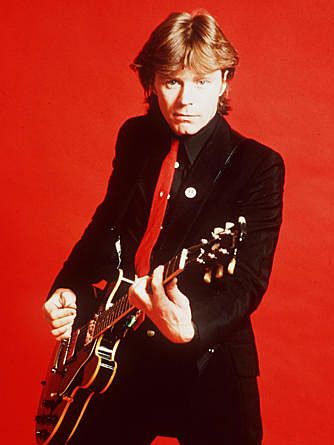 Dave Edmunds. Born Cardiff, South Wales. Girls Talk. We could sing all the words - well, we thought they were the right words! Dave Edmunds, Nick Lowe, Gibson Es 335, Gibson Es, Cardiff Wales, E Street Band, Bob Seger, Rock Of Ages, Rock N Roll Music