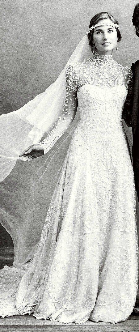 1221 17 wedding dresses wedding gowns we Modest Lace Wedding Dresses, Lauren Bush, How To Dress For A Wedding, Vintage Lace Weddings, Vintage Inspired Wedding Dresses, High Neck Wedding Dress, Neck Wedding Dress, Robes Vintage, Trendy Wedding Dresses