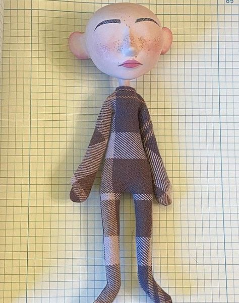 Coraline Doll Body Template, Coraline Doll Template, Coraline Doll Diy Clay, Coraline Doll Diy Free Pattern, Coraline Template, Coraline Things To Make, Custom Coraline Doll Clay, Clay Coraline Doll, Homemade Coraline Doll