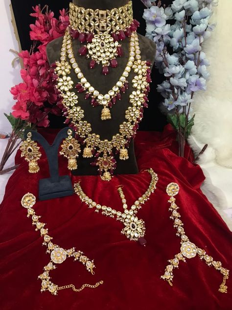 Kundan Bridal Set, Jewellery Set For Wedding, Heavy Jewellery, Jewelry Room, Wedding Jewellery Designs, Pakistani Bridal Jewelry, Matha Patti, Bridal Necklace Designs, Indian Accessories