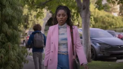 Play Therapist Outfit, Gaby Shrinking, Gaby Shrinking Outfits, Jessica Williams Shrinking, Therapist Outfit, Top Netflix Series, Play Therapist, Mesh Turtleneck, Jason Segel