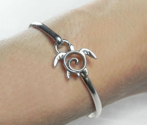 Jewelry Island, Sea Turtle Bracelet, Sea Turtle Necklace, Turtle Jewelry, Turtle Bracelet, Turtle Tattoo, Silver Sea, Hook Bracelet, Hawaiian Jewelry