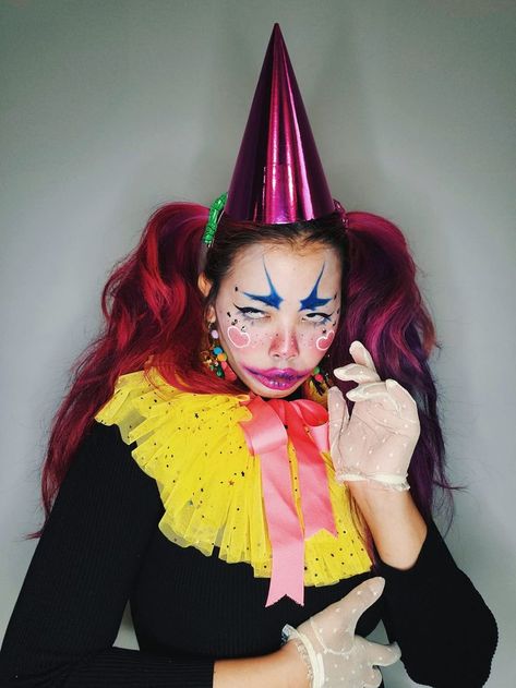 Day 7 of the DTC costober outfit challenger and we brought our best killer klown looks that we will be channeling ALL month. Killer Klowns From Outer Space, Killer Clown, Day 7, Outer Space, Face Paint, Carnival Face Paint, Carnival, Halloween Costumes, Ootd