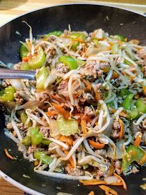 Hot and Cold Running Mom - Just my Stuff: Beef Chop Suey Keto Chop Suey, Ground Beef Chop Suey Recipe, Ground Beef Chop Suey Recipe Chinese, Pork Chop Suey Recipe, Chopped Suey, Beef Chop Suey Recipe, Chop Suey Recipe Chinese, Chinese Food Recipes Beef, Mince Meals