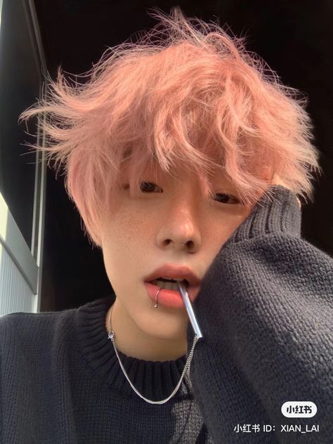 Boy With Dyed Hair, Guys With Pink Hair, Pink Hair Guy, Boys Colored Hair, Puffy Hair, Dyed Hair Men, Light Pink Hair, Light Skin Men, Pastel Pink Hair