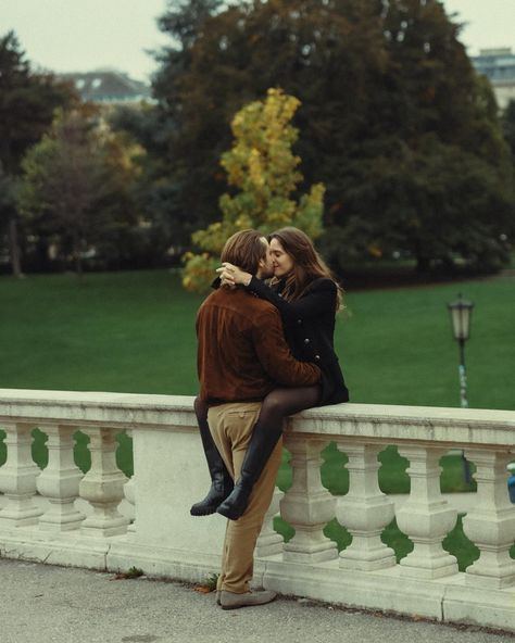 Lovers in Vienna 🎬 Classy Couple Aesthetic, Photoshoot Outside, Photoshoot London, Classy Couple, Couple Photoshoot, Photo Idea, Couple Aesthetic, Couples Photoshoot, Vienna