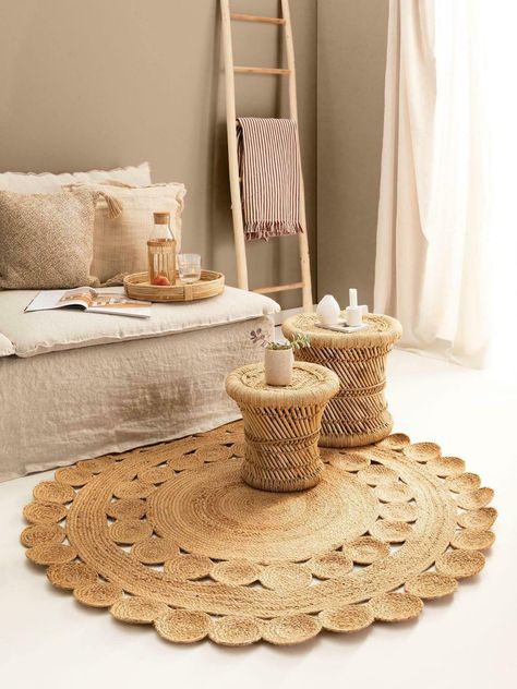 Jute Round Rug, Indian Handloom, Jute Carpet, Carpet Dining Room, Round Area Rugs, Rug Floor, Round Rug, Jute Rug, Natural Jute