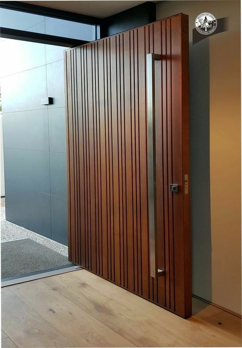 Pintu Aesthetic, Pintu Hpl, Pivot Entry Door, Single Main Door Designs, Timber Sliding Doors, Pintu Interior, Stacker Doors, House Main Door, House Front Door Design