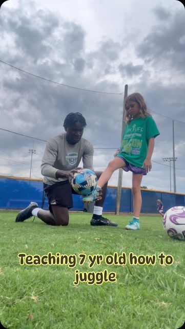 Vic’s Sports Training on Instagram: "Working on how to juggle. Work with both left and right foot

#passing #soccer #youth #tips #youthsoccer #advice #youthsports #coaching #training #sports #juggling" How To Juggle, Youth Soccer, Youth Sports, Teach Kids, Sports Training, Juggling, Left And Right, Coaching, Soccer