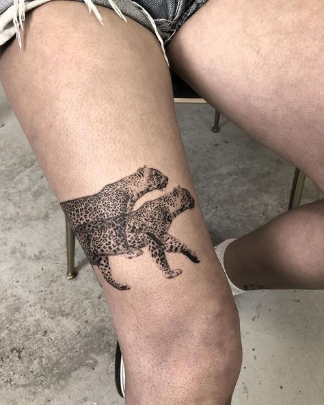 Simple Unique Tattoos, Soft Tattoo, Big Cat Tattoo, Tattoo Catalog, Hand And Finger Tattoos, Badass Tattoos, Baby Tattoos, Tattoo Work, Vintage Tattoo