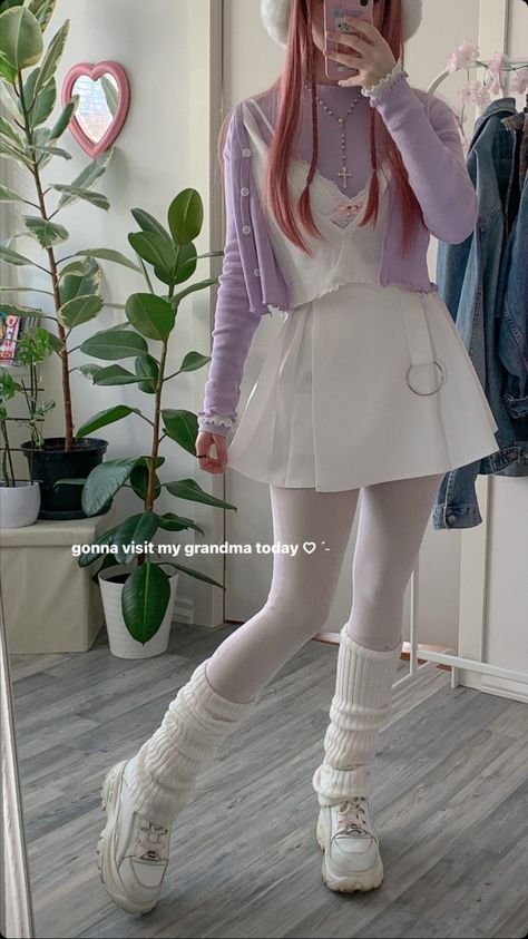 Soft Girl Aesthetic Outfit, 80s Inspired Outfits, Short Girl Fashion, Tights Outfits, Anime School, Cosplay Kawaii, Girl Cat, Pastel Outfit, Japanese Kawaii