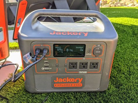 Small Space Heater, Weekend Camping Trip, Solar Power Diy, Water Kettle, Solar Generator, Space Heater, Energy Storage, Free Energy, Power Station