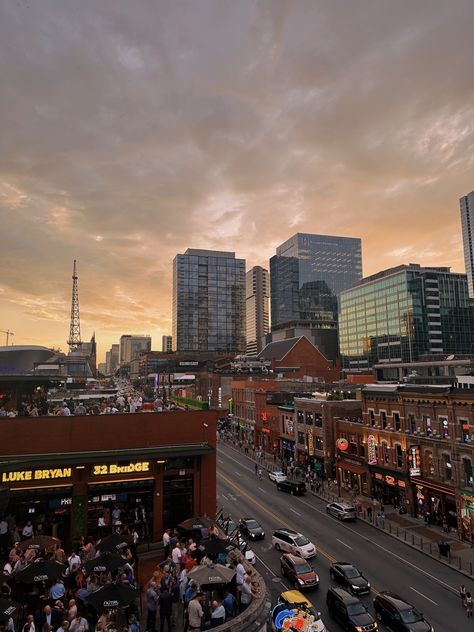 Nashville Aesthetic Country, Broadway Nashville Aesthetic, Nashville Aesthetic, Nashville Weekend, Broadway Nashville, Nashville Fall, Adriana Locke, Living In Nashville, Church Aesthetic