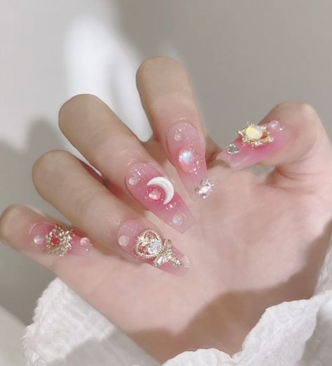 Uñas Sailor Moon, Magical Nails, Sailor Moon Nails, Pink Club, Moon Nails, Doll Aesthetic, Cute Nail Art Designs, Living Dolls, Pink Moon