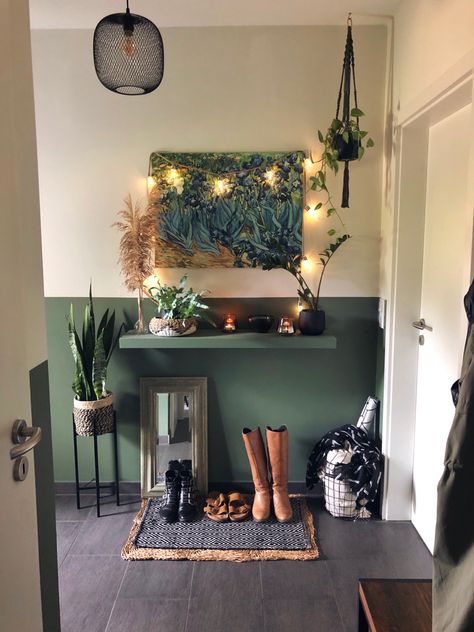 Green Hallway Aesthetic, Boho Corridor Ideas, Forest Green Hallway Ideas, Bohemian Hallway Ideas, Eclectic Hallway Decor, Hallway Decorating Green, Quirky Hallway Ideas, Green Vestibule, Green Entrance Hall