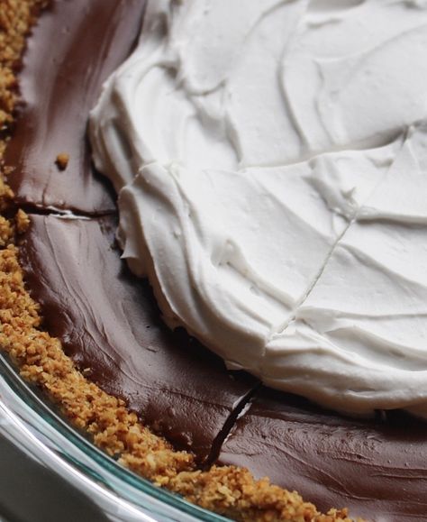 Vegan Cream Pie, Milk Pie Recipe, Chocolate Pudding Pie, Vegan Chocolate Pudding, Coconut Milk Chocolate, Chocolate Pie With Pudding, Homemade Chocolate Pudding, Chocolate Almond Milk, Vegan Pudding