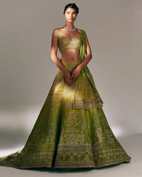 SULAKSHANA MONGA - BRIDAL 2019/20 . Get noticed, The light green lehenga with the trail which drew inspiration from the sunset view from… Green Lehenga Bridal, Light Green Lehenga, Sulakshana Monga, Lehenga Color Combinations, Bridal Lehenga Designs, Nikkah Dress, Designer Bridal Lehenga, Green Lehenga, Red Lehenga