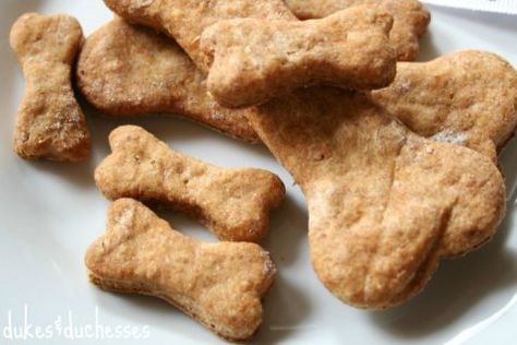 Teething Biscuits, Bacon Dog, Dog Biscuit Recipes, Dog Biscuits Homemade, Scooby Snacks, Peanut Butter Dog Treats, Dog Treats Homemade Recipes, Easy Peanut Butter, Healthy Dog Treat Recipes