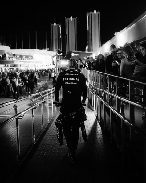 Lewis Hamilton Aesthetic Wallpaper, Lewis Hamilton Black And White, Hamilton Black And White, F1 Engineer, Lewis Hamilton 2023, Lewis Hamilton Aesthetic, Monaco Lifestyle, Hamilton Aesthetic, Formula 1 Aesthetic