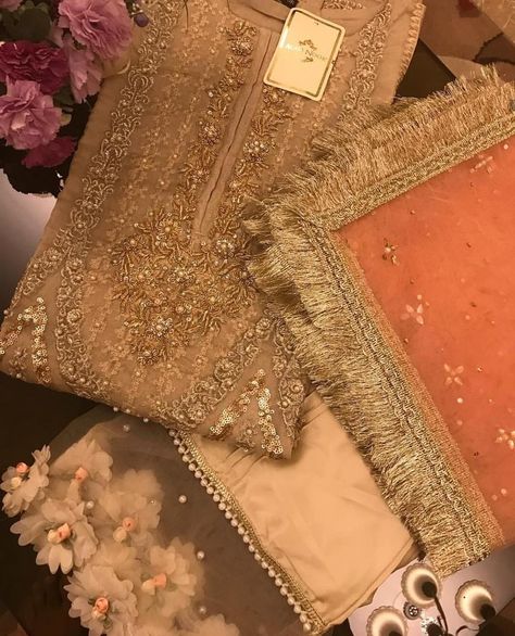 Agha noor Bridal Mehndi Dresses, Agha Noor, Pakistan Dress, Shadi Dresses, Mehndi Dresses, Pakistani Formal Dresses, Desi Wedding Dresses, Bridal Dresses Pakistan, Pakistani Wedding Outfits