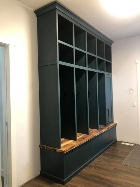 Hunter Green Mudroom, Dark Green Mudroom Lockers, Dark Green Mudroom Cabinets, Dark Green Mudroom, Green Mudroom Cabinets, Mud Room Locker, Green Mudroom, Mudroom Paint Color, Mudroom Benches