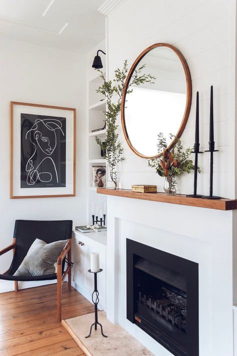 Here are six fireplace mantel styling tips to decorate your home like the pros. #fireplacemakeover #fireplacedecor #fireplacedecorideas #fireplaceideas #fireplacemantel Fireplace Styling, Design Camino, Fireplace Mantle Decor, White Fireplace, Contemporary Fireplace, Antique Modern, Fireplace Remodel, Diy Fireplace, Home Fireplace